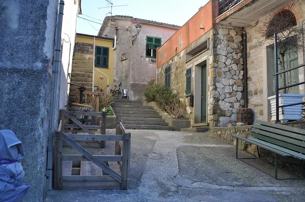 Corniglia - San Bernardino Wifi Apartment Italy